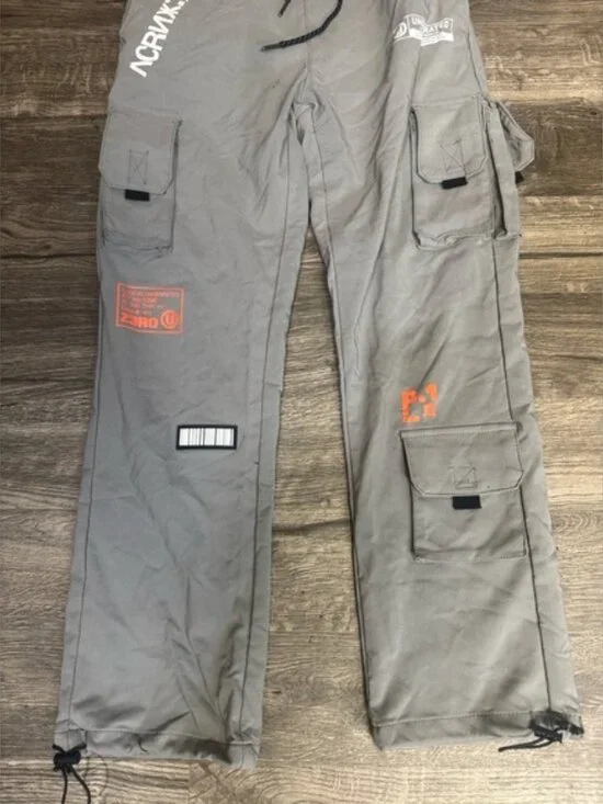Gray Cargo Pants - Picture 2 of 9